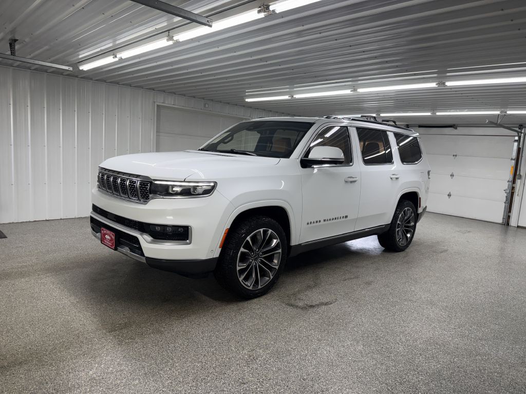 2022 Jeep Grand Cherokee Image 3