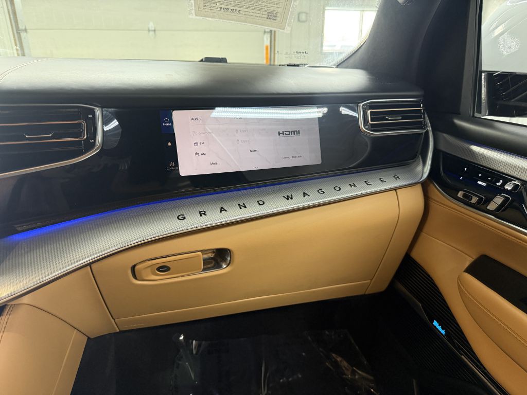 2022 Jeep Grand Cherokee Image 19