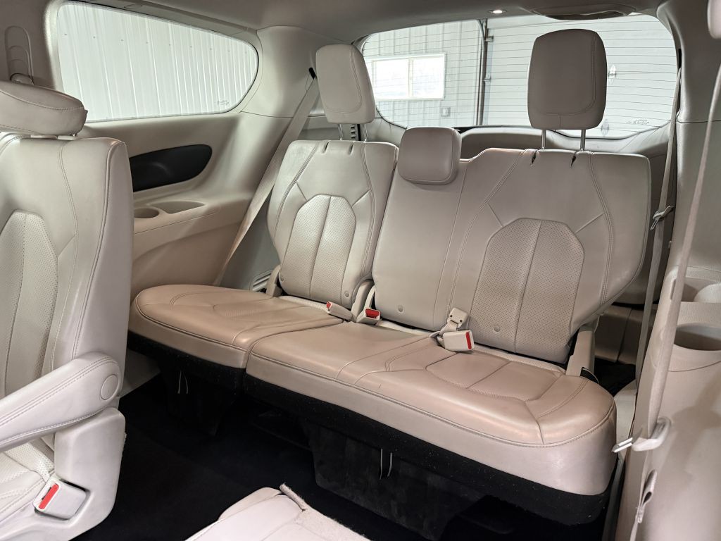 2021 Chrysler Voyager Image 28