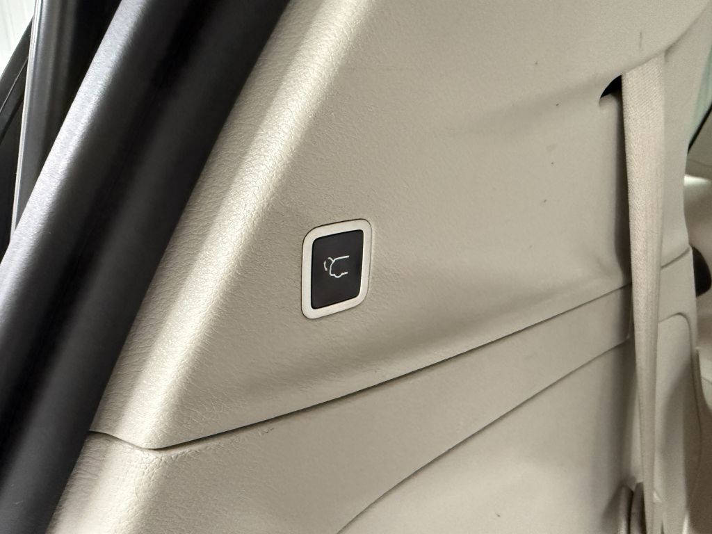 2021 Chrysler Voyager Image 32