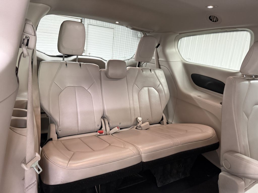 2021 Chrysler Voyager Image 37