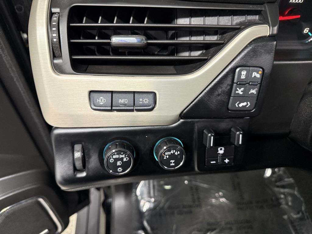 2018 GMC Yukon Image 19