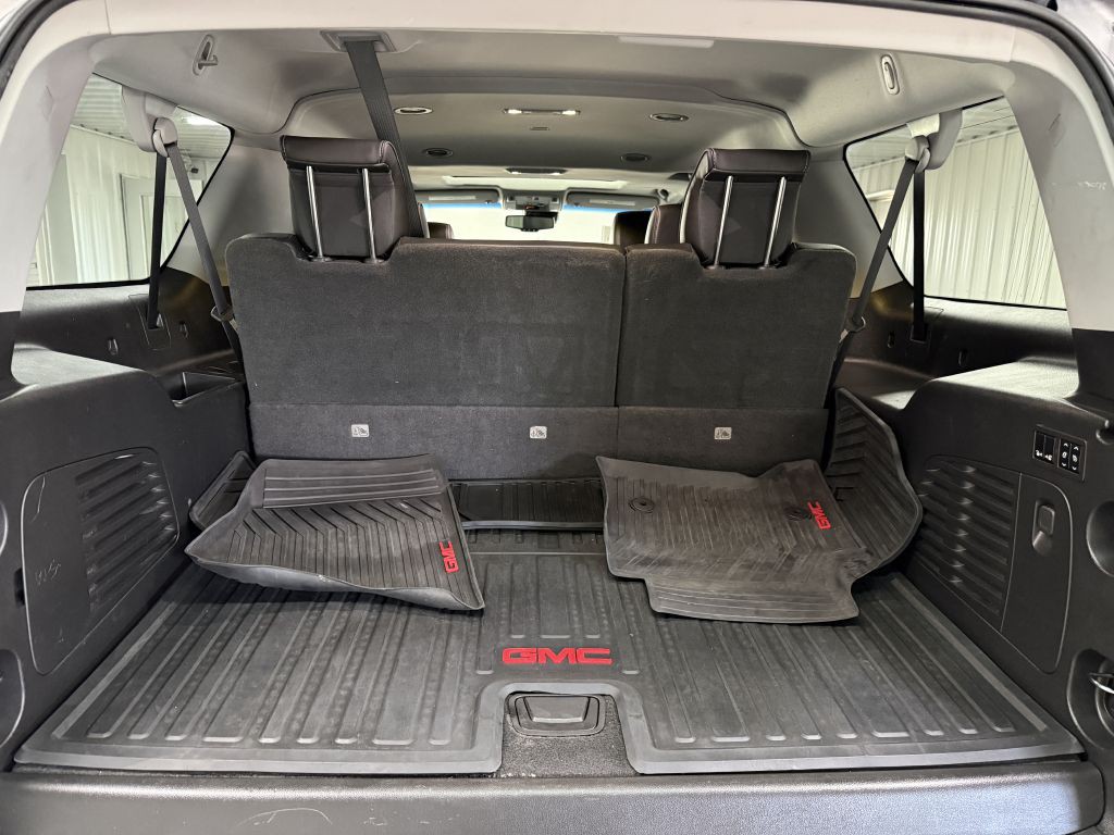 2018 GMC Yukon Image 38