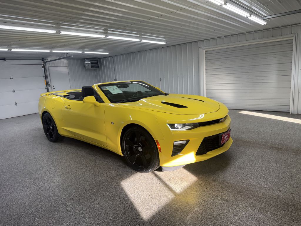 2017 Chevrolet Camaro Image 9