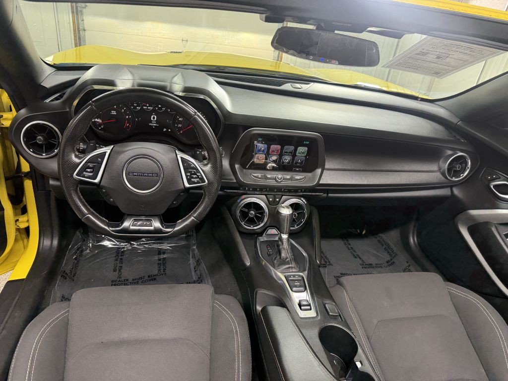 2017 Chevrolet Camaro Image 14
