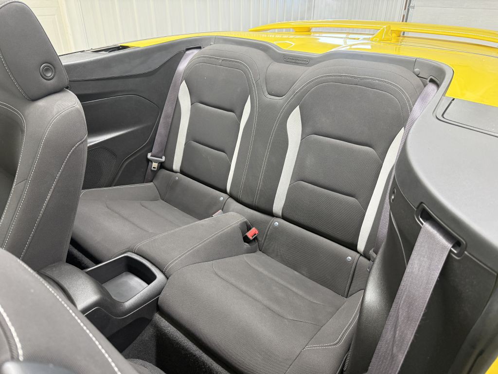 2017 Chevrolet Camaro Image 26