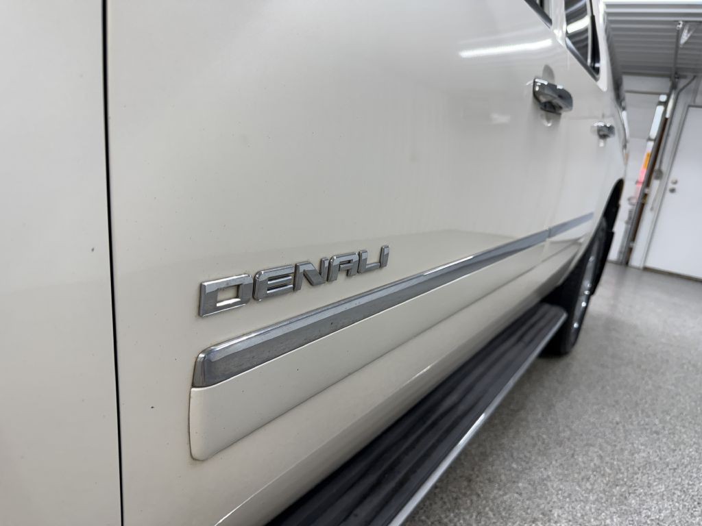 2012 GMC Yukon Image 10