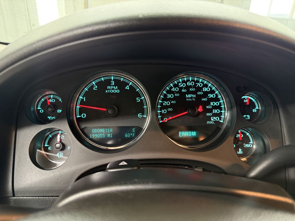 2012 GMC Yukon Image 17