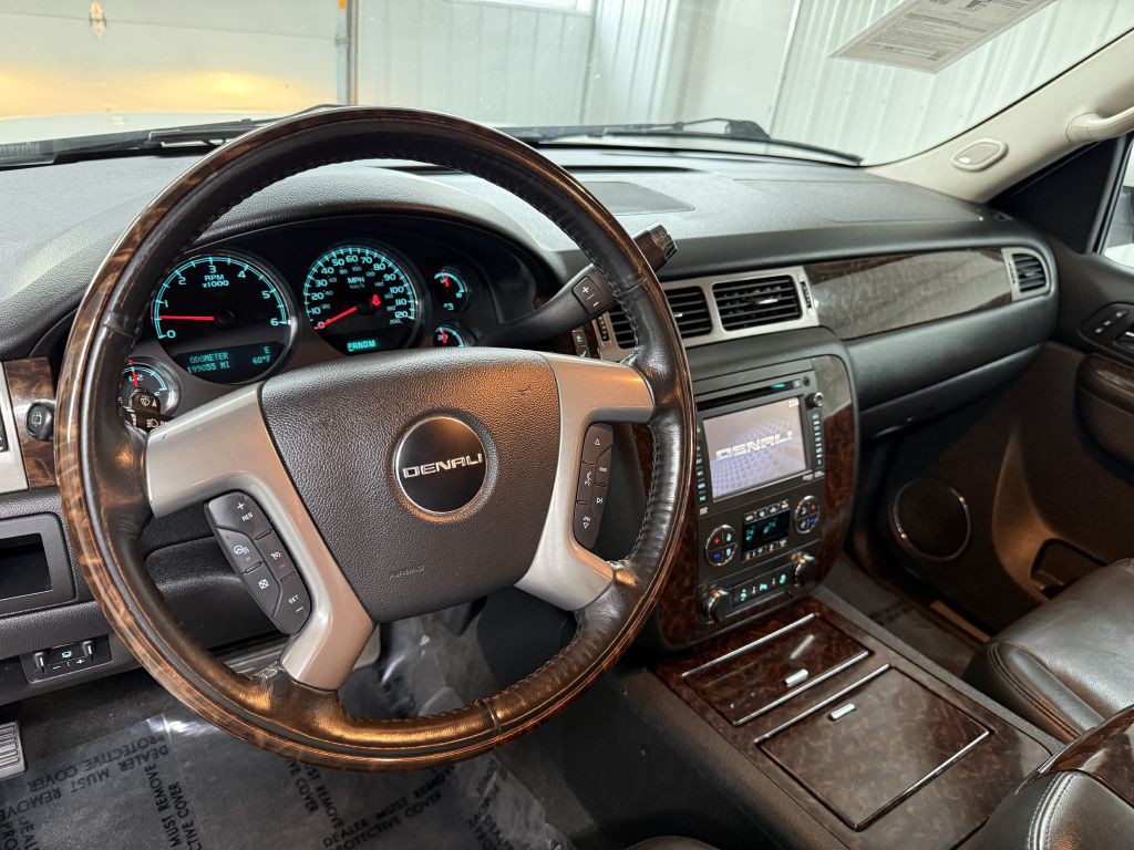 2012 GMC Yukon Image 18