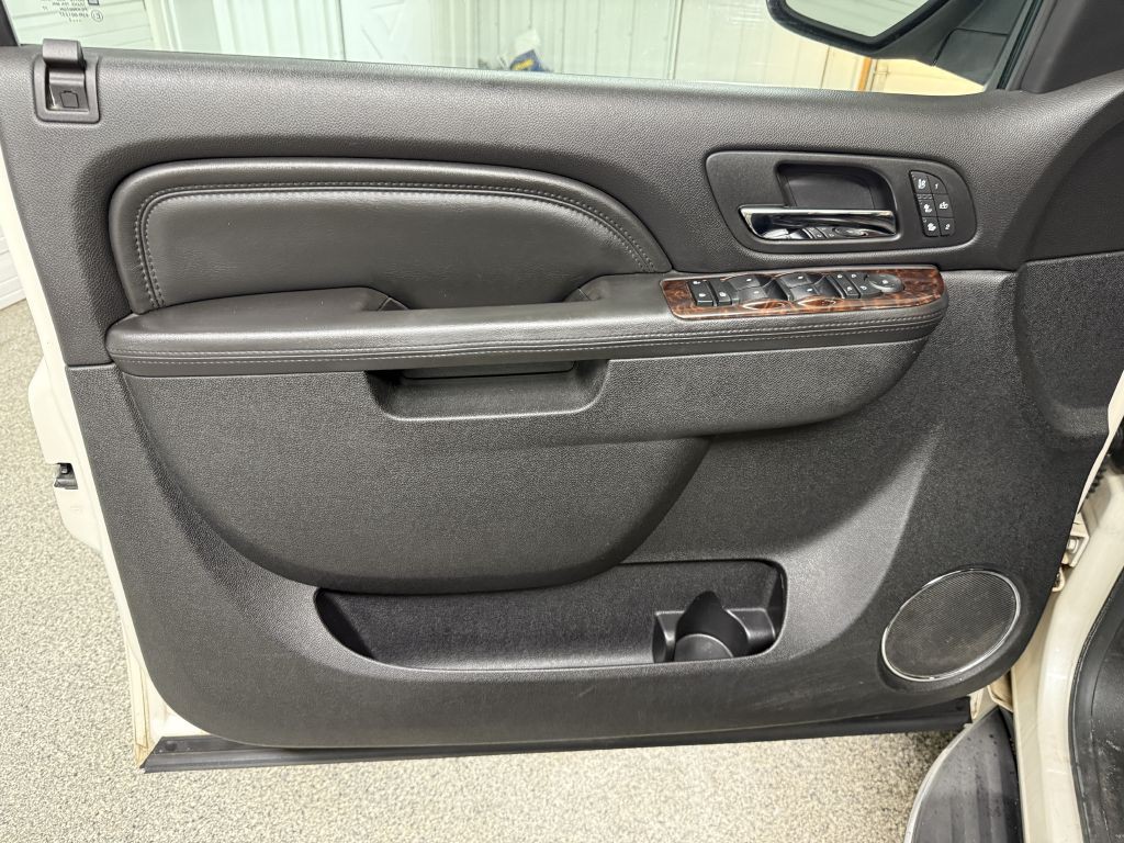 2012 GMC Yukon Image 24