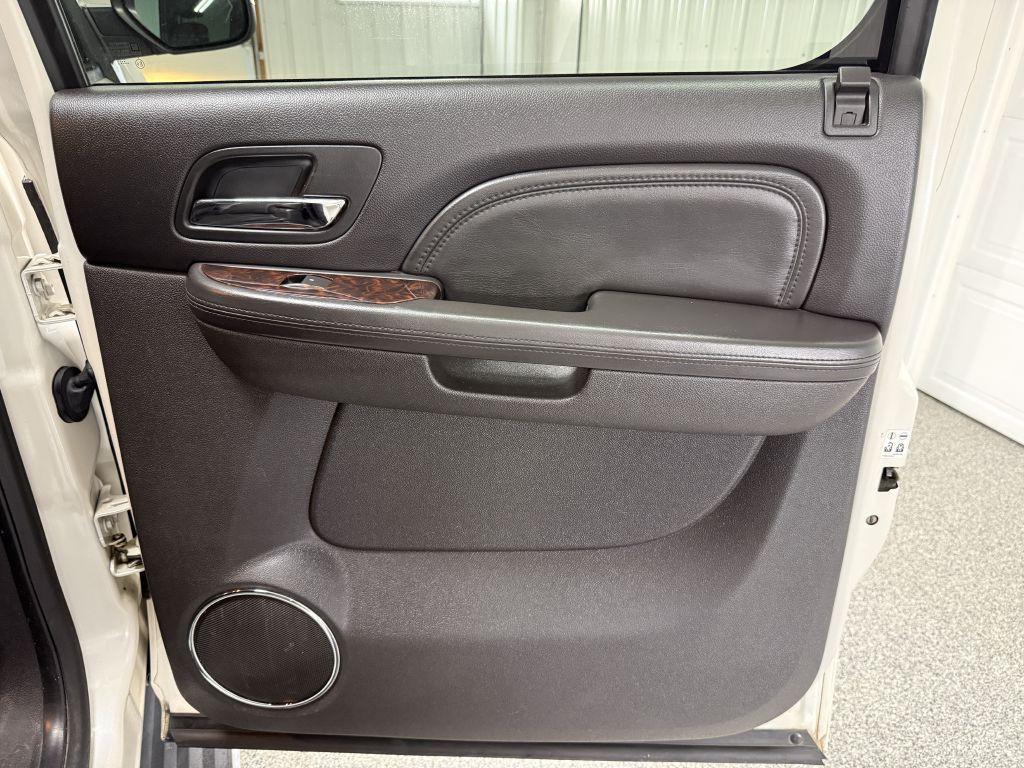 2012 GMC Yukon Image 38