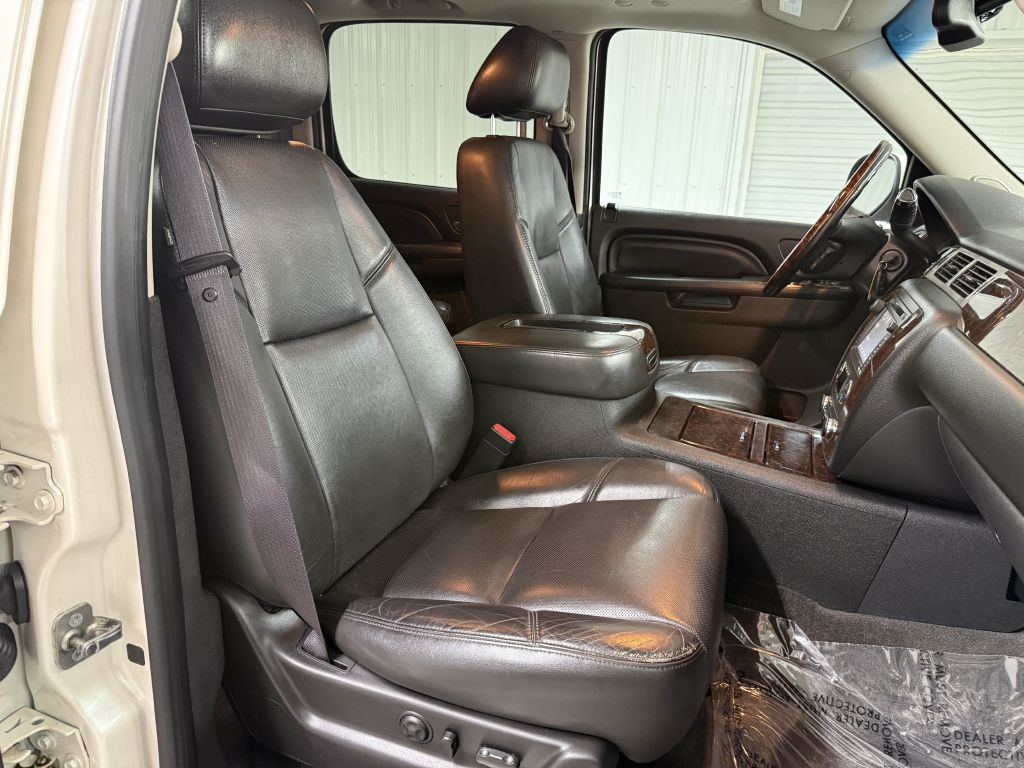 2012 GMC Yukon Image 40