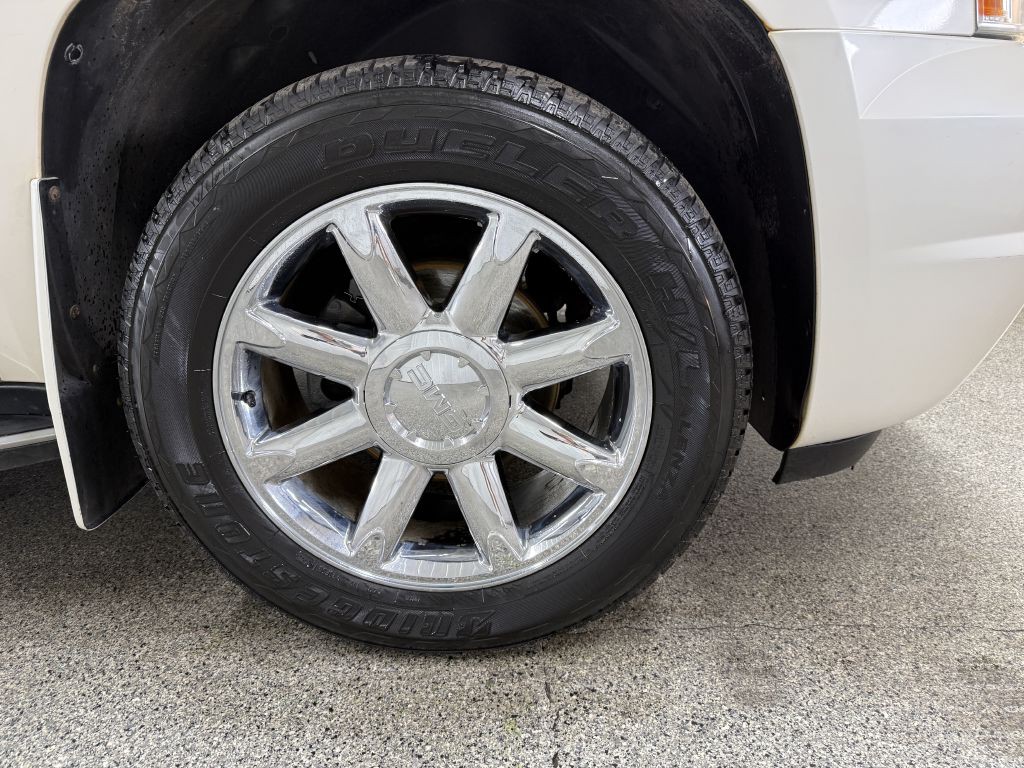 2012 GMC Yukon Image 43