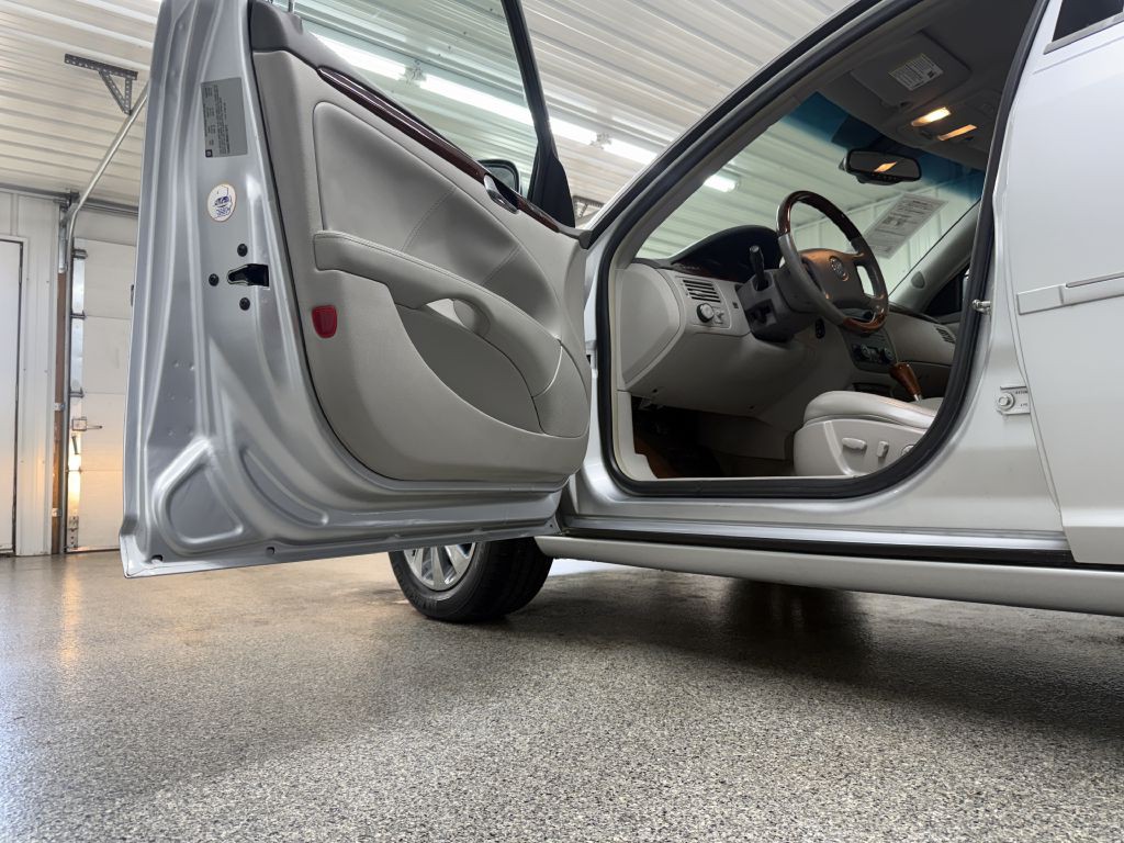 2009 Buick Lucerne Image 11