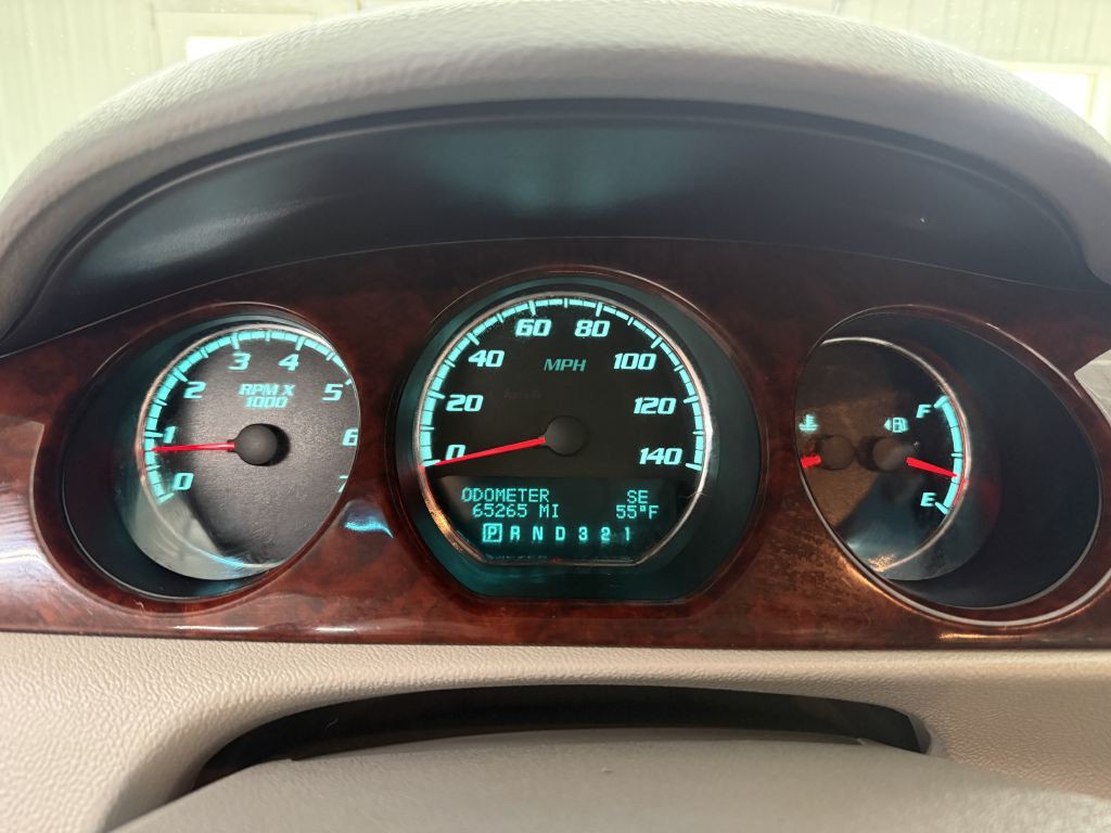2009 Buick Lucerne Image 17