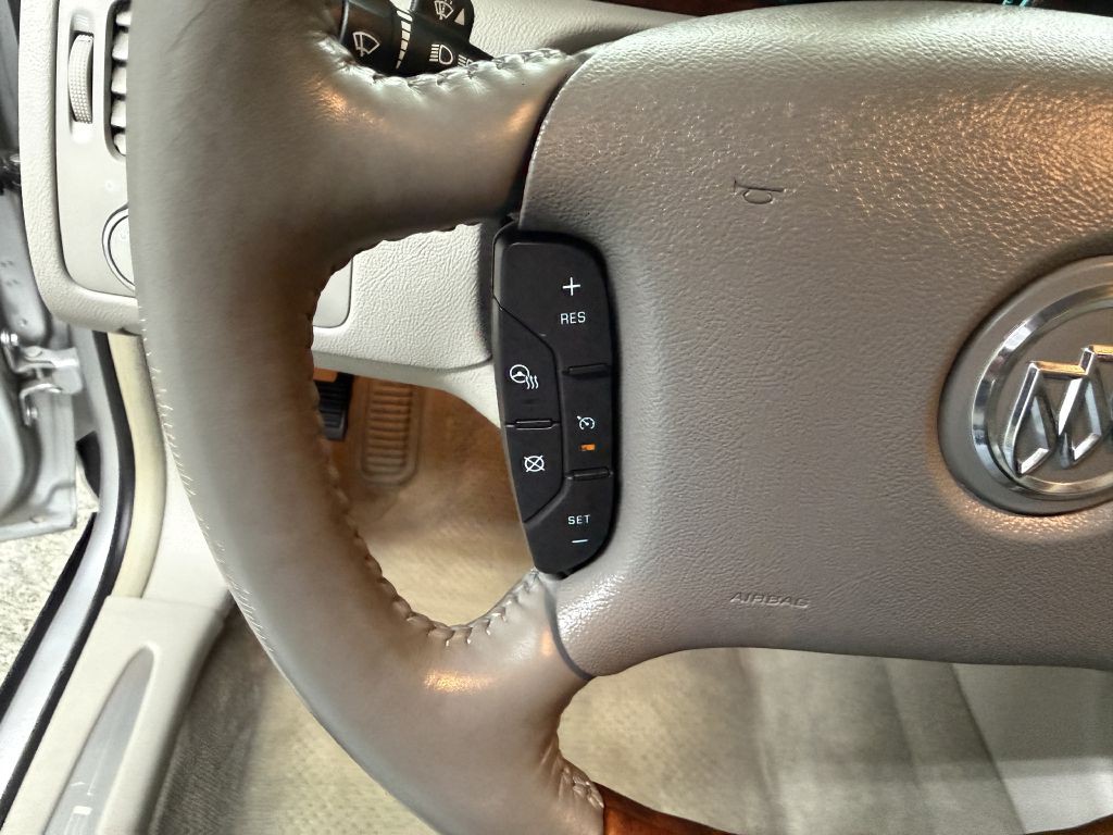 2009 Buick Lucerne Image 19