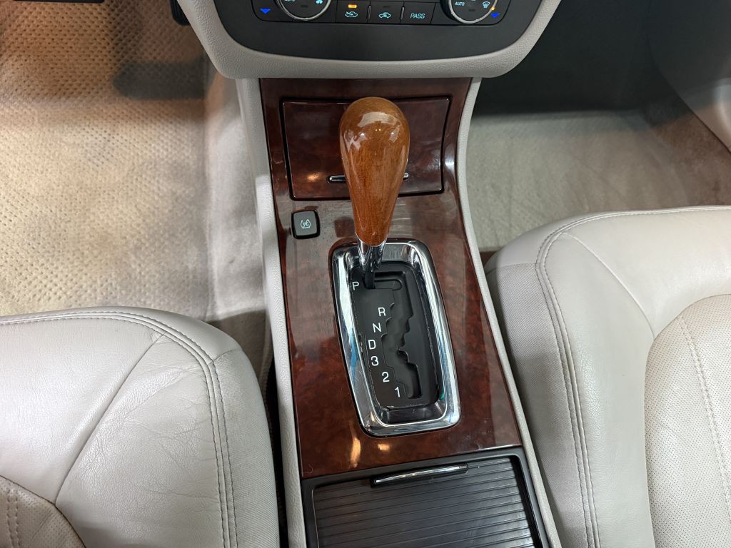 2009 Buick Lucerne Image 21