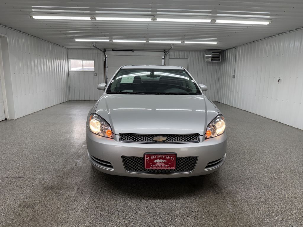 2014 Chevrolet Impala Image 2