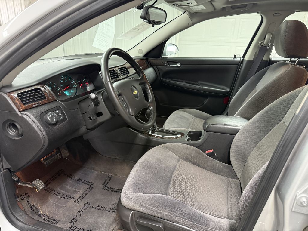 2014 Chevrolet Impala Image 8