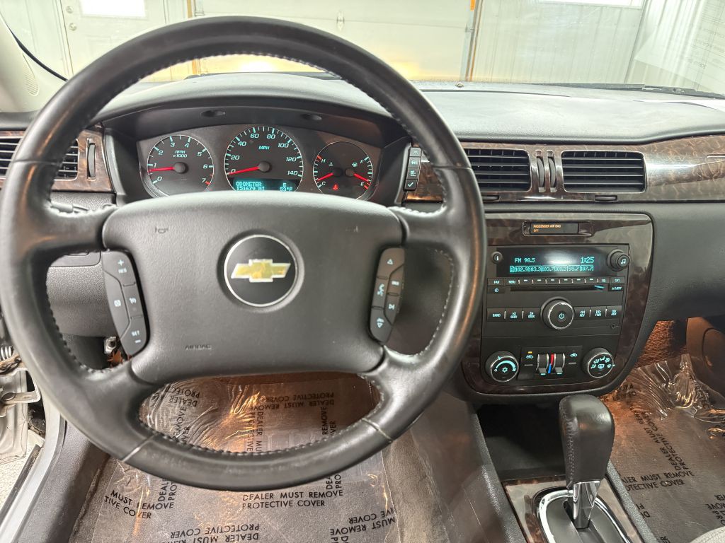 2014 Chevrolet Impala Image 12