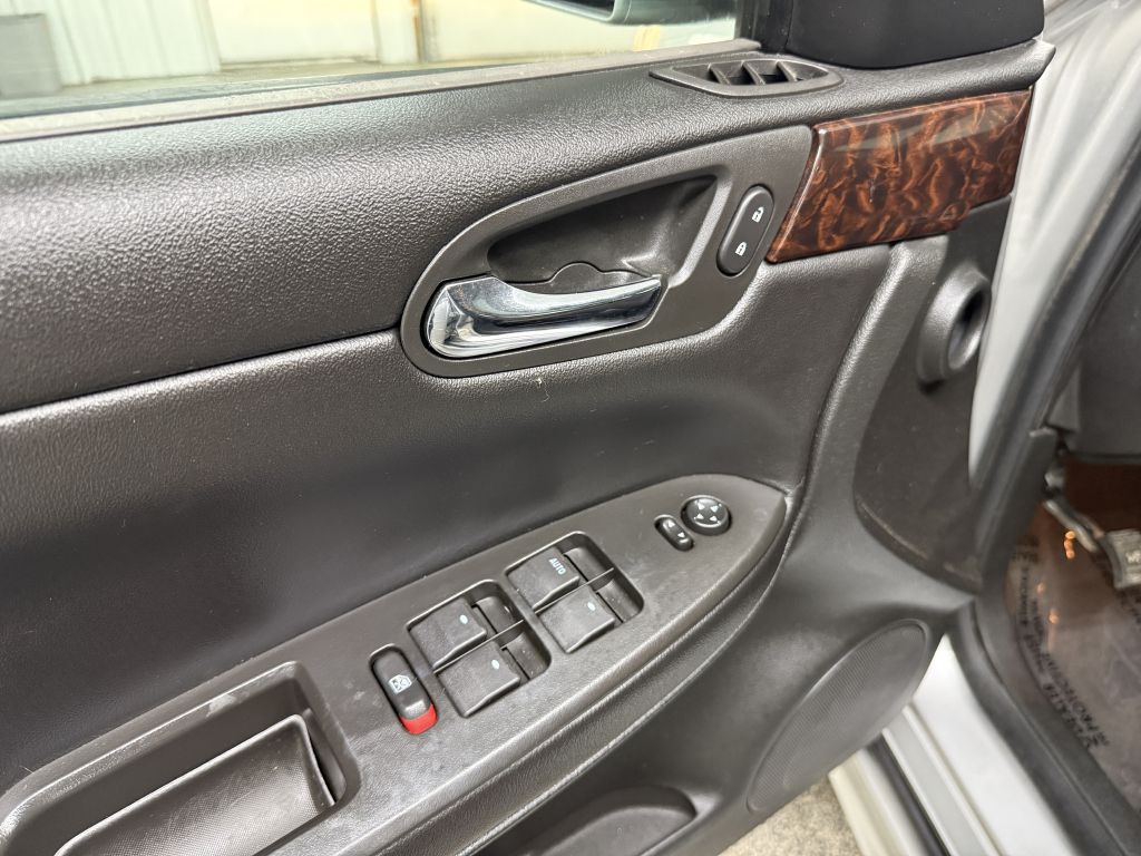 2014 Chevrolet Impala Image 19