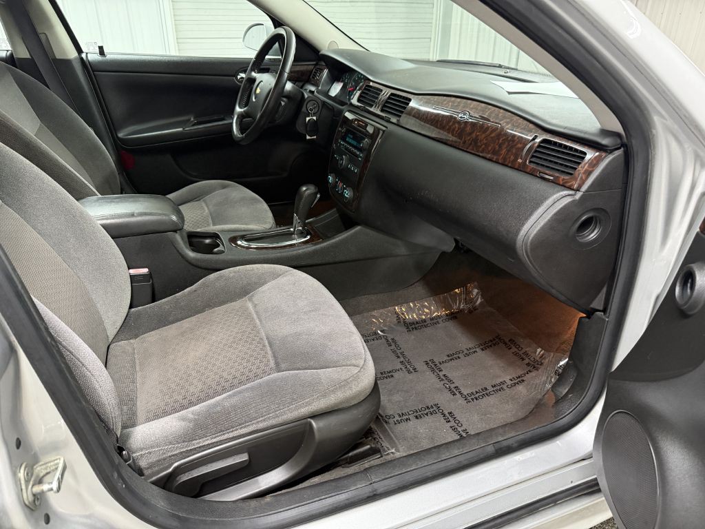2014 Chevrolet Impala Image 26