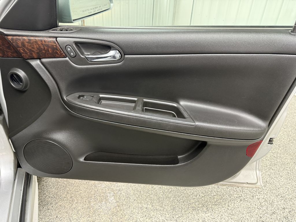 2014 Chevrolet Impala Image 29