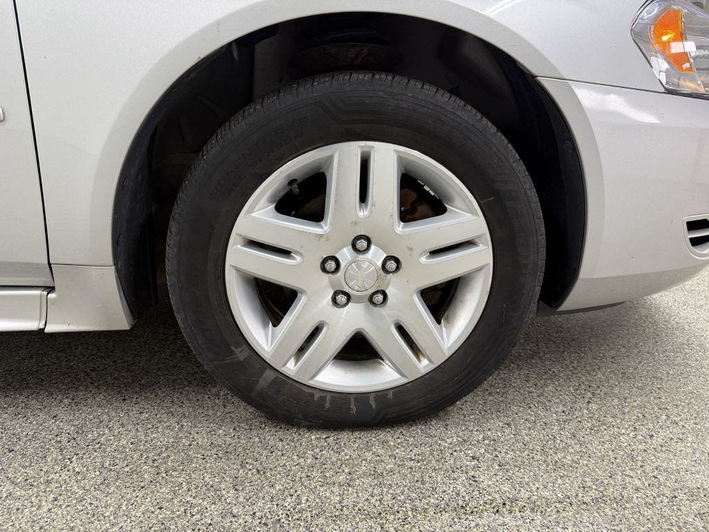 2014 Chevrolet Impala Image 30