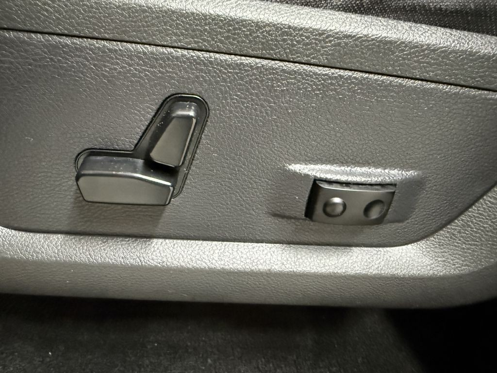 2011 Dodge Ram 1500 Image 11