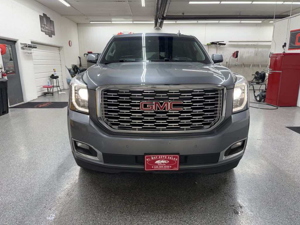 2018 GMC Yukon Image 2