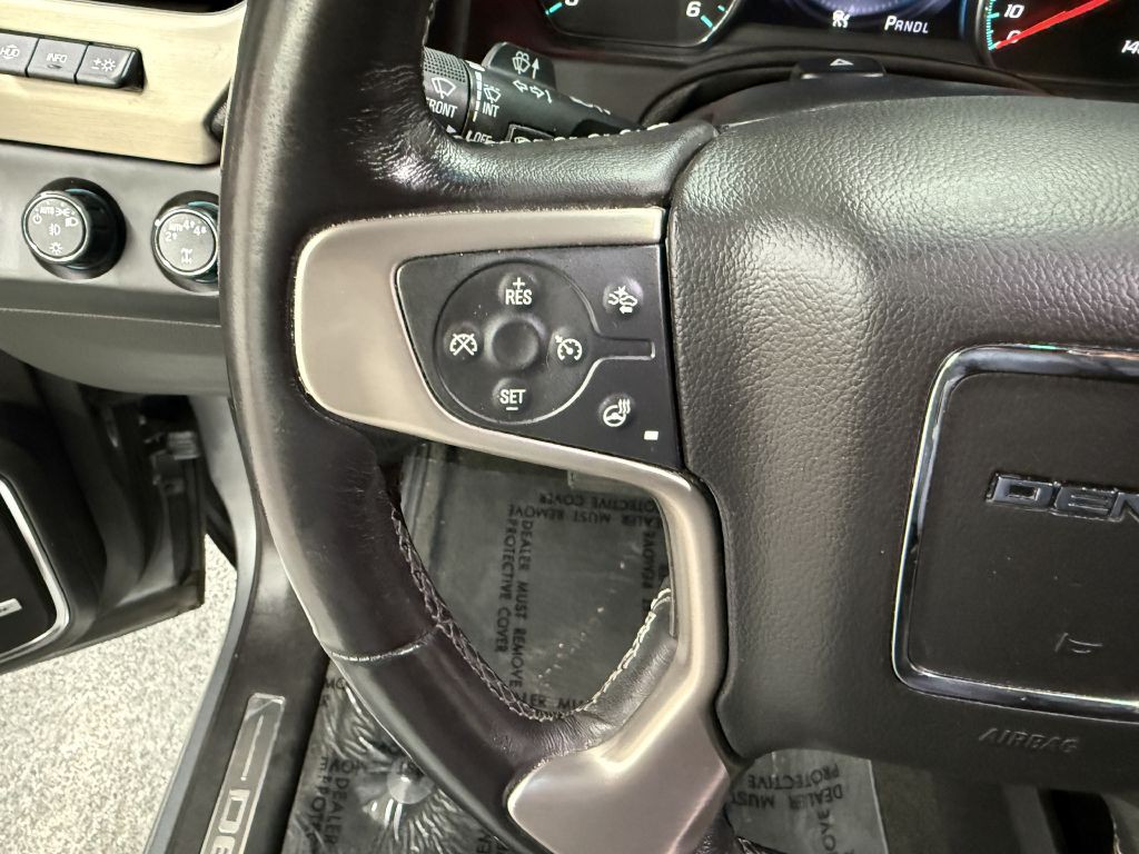 2018 GMC Yukon Image 17