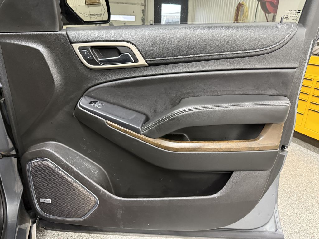 2018 GMC Yukon Image 38