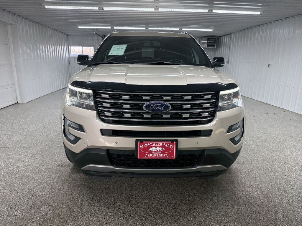 2017 Ford Explorer Image 2