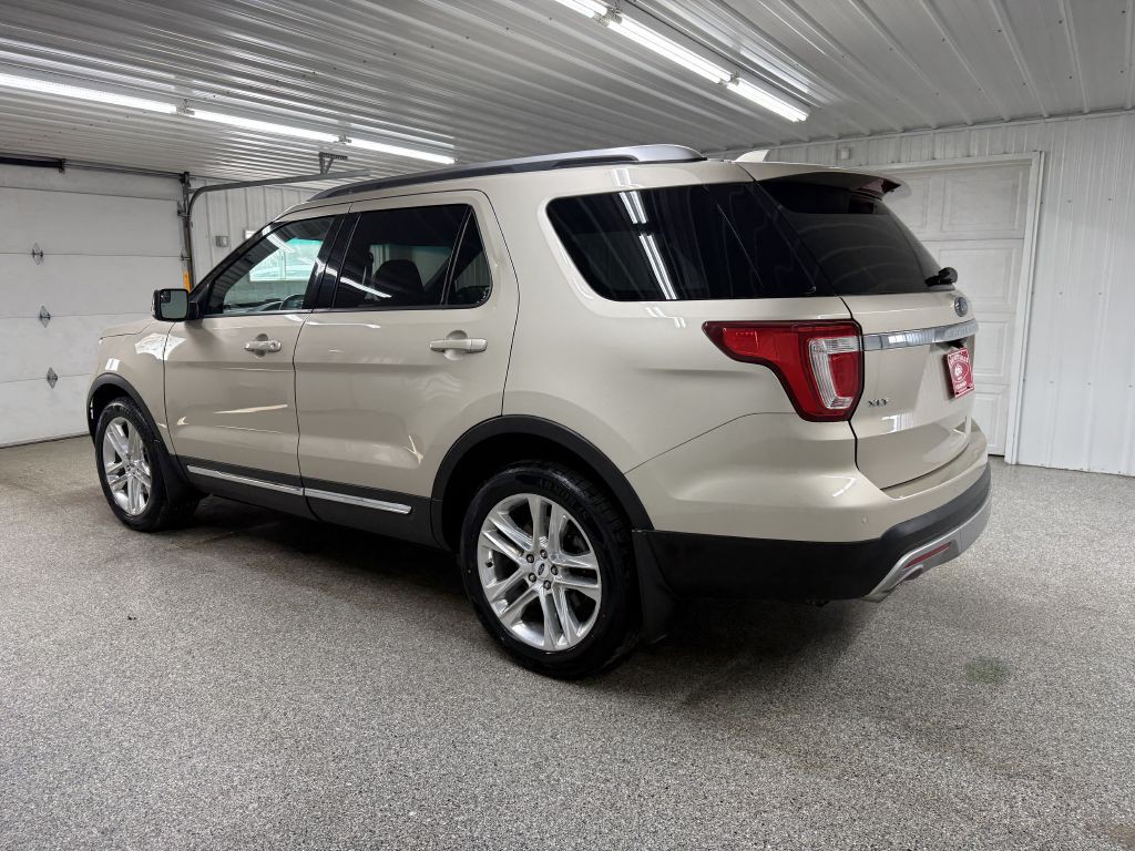 2017 Ford Explorer Image 4