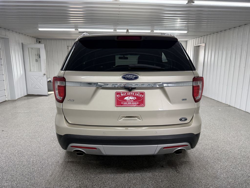 2017 Ford Explorer Image 5