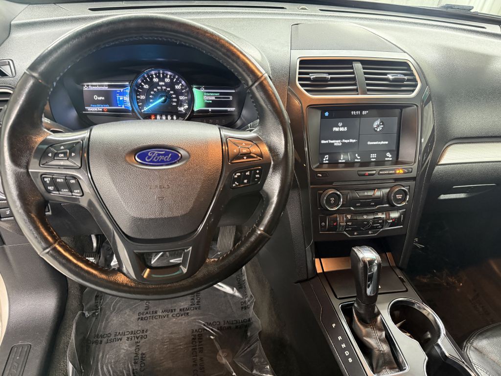 2017 Ford Explorer Image 16