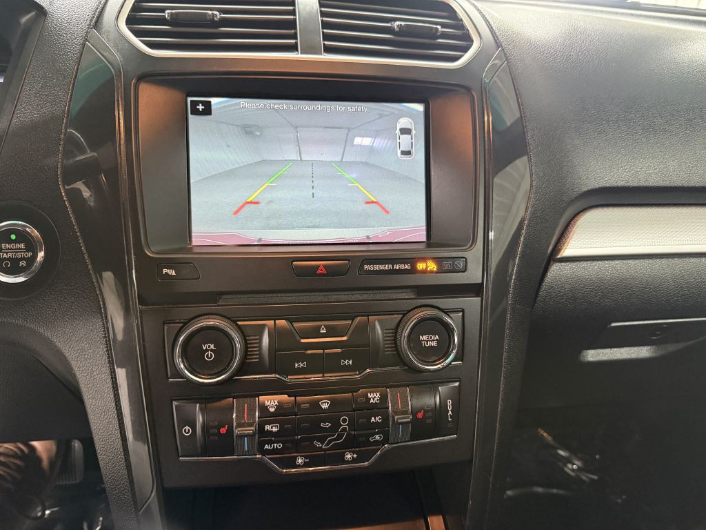 2017 Ford Explorer Image 20