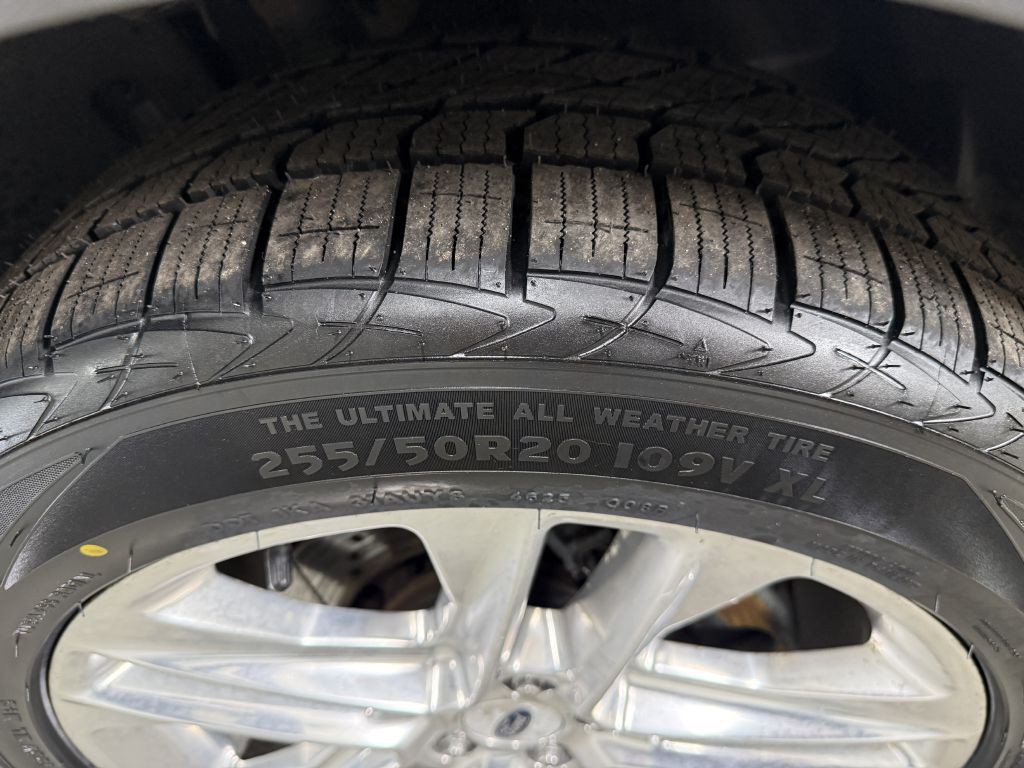 2017 Ford Explorer Image 40