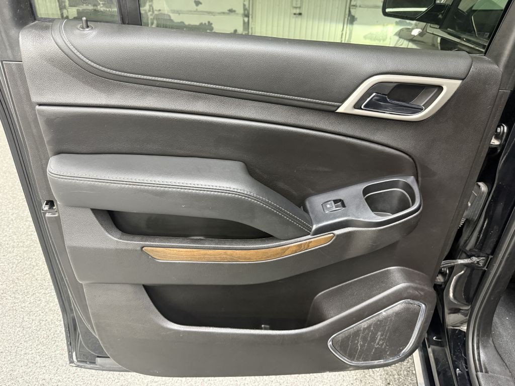 2019 GMC Yukon Image 27