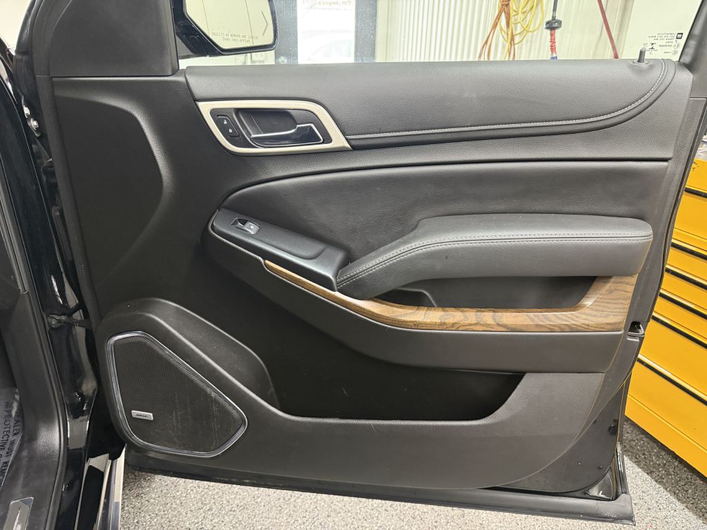 2019 GMC Yukon Image 38