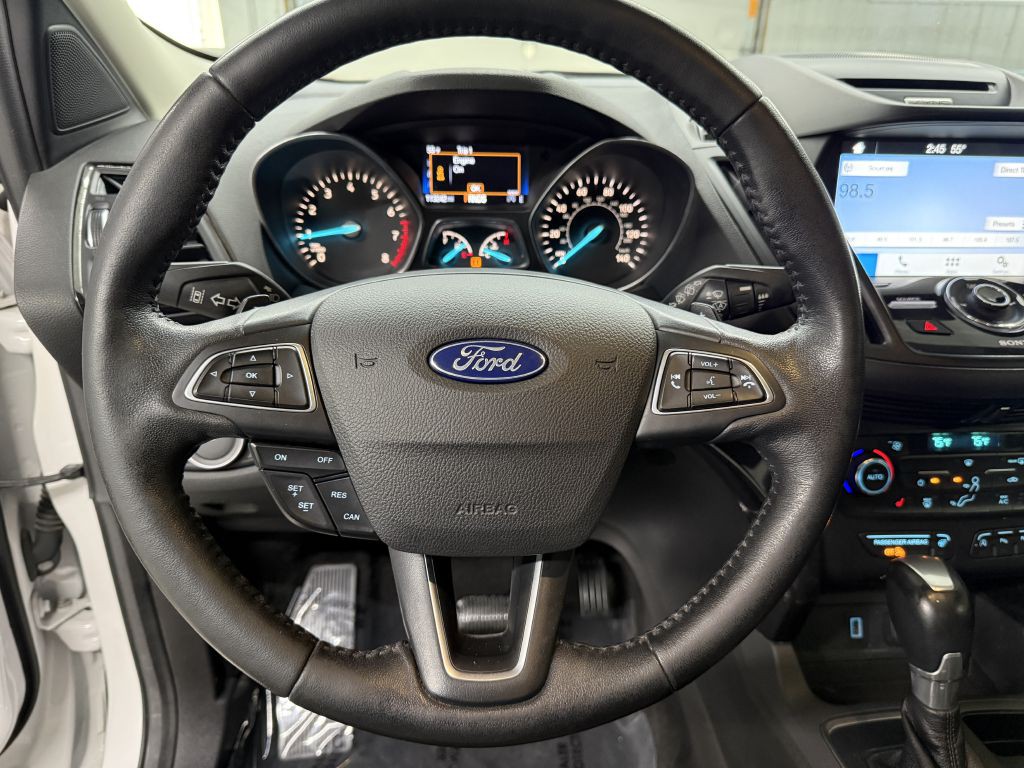 2017 Ford Escape Image 16