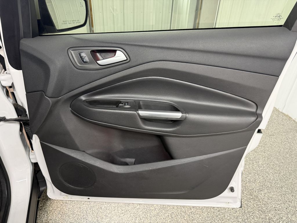 2017 Ford Escape Image 37