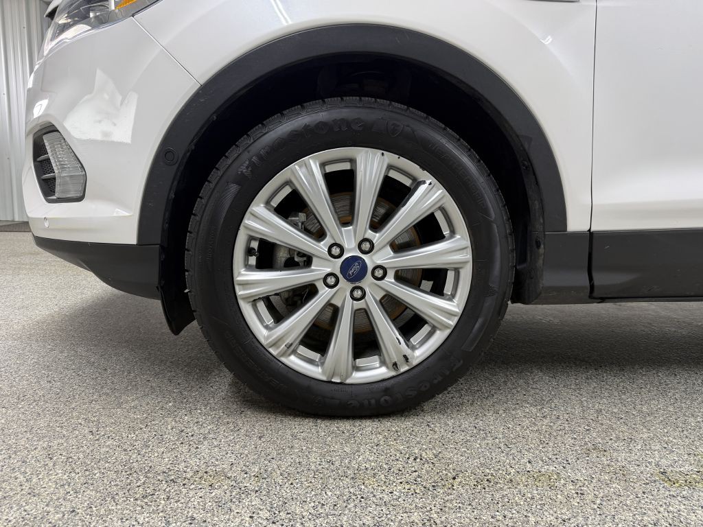 2017 Ford Escape Image 38