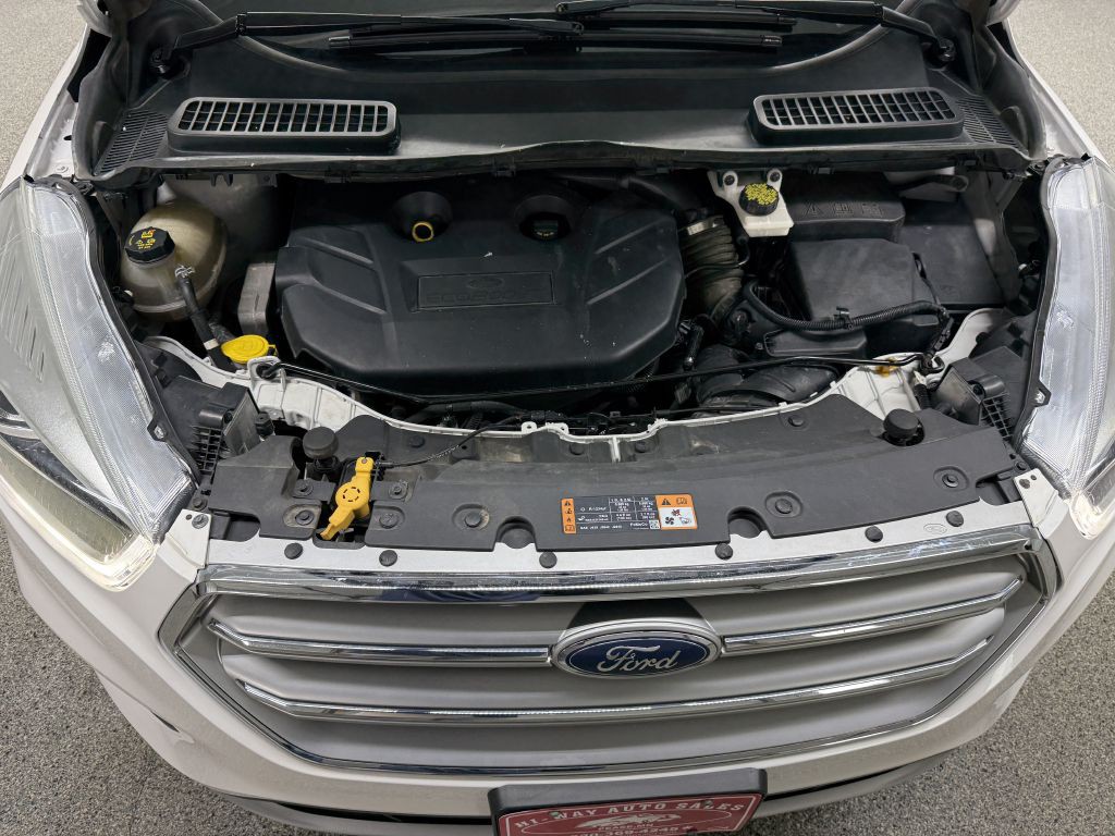 2017 Ford Escape Image 40