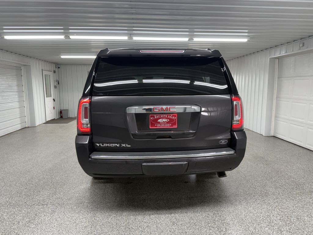 2018 GMC Yukon Image 5