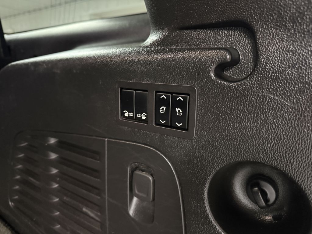 2018 GMC Yukon Image 36