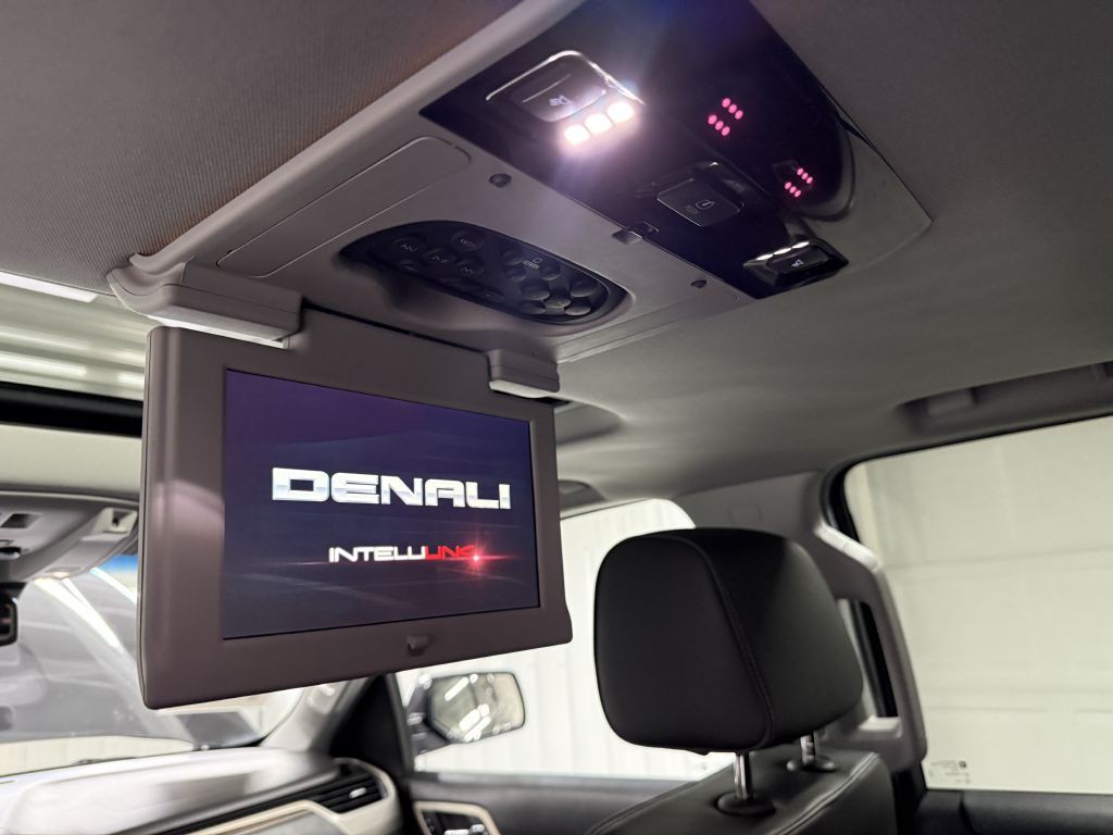 2018 GMC Yukon Image 30