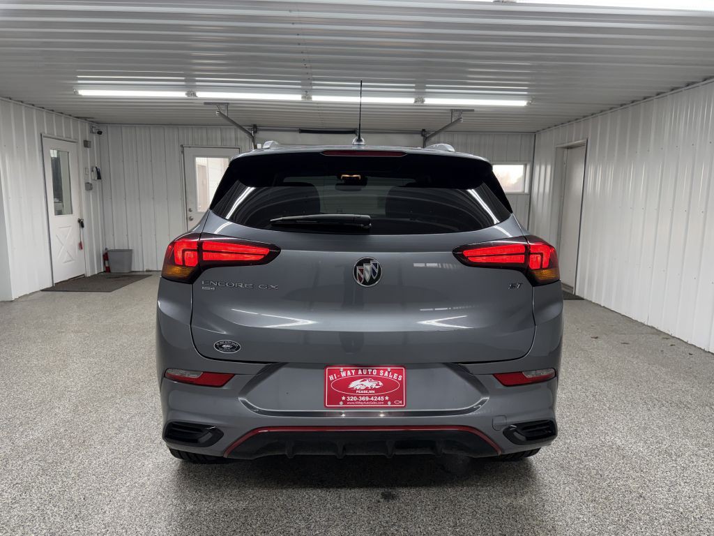 2022 Buick Enclave Image 5