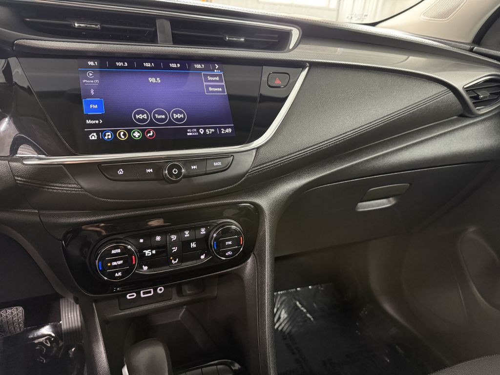2022 Buick Enclave Image 17