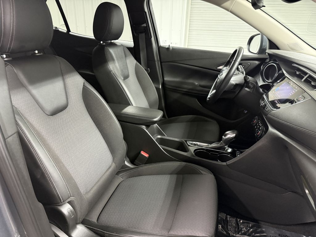 2022 Buick Enclave Image 36